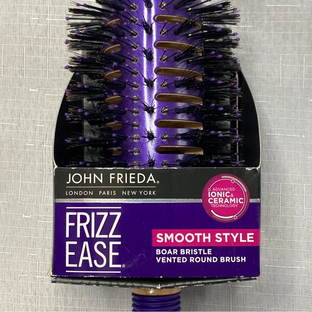 John Frieda Smooth Style Boar Bristle Vented Round Brush ionic and ceramic - Picture 1 of 8